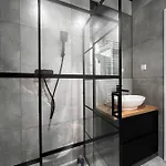- Legnicka Business Center Daire Wroclaw