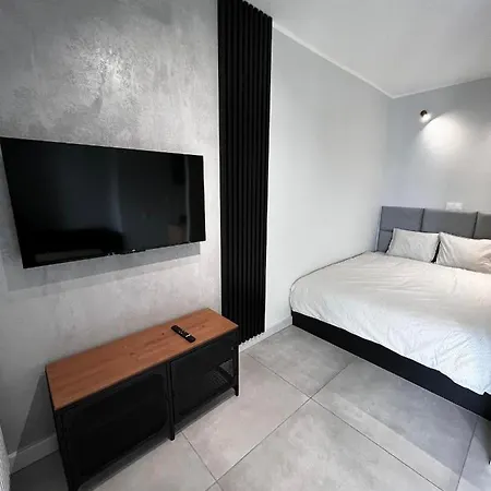 - Legnicka Business Center 弗罗茨瓦夫